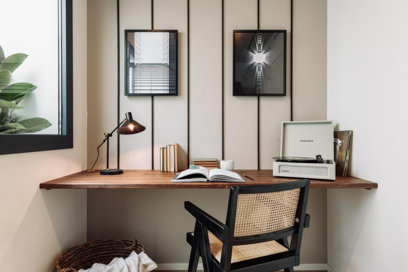 Serrat - 1 Bedroom And Office In Poblenou *